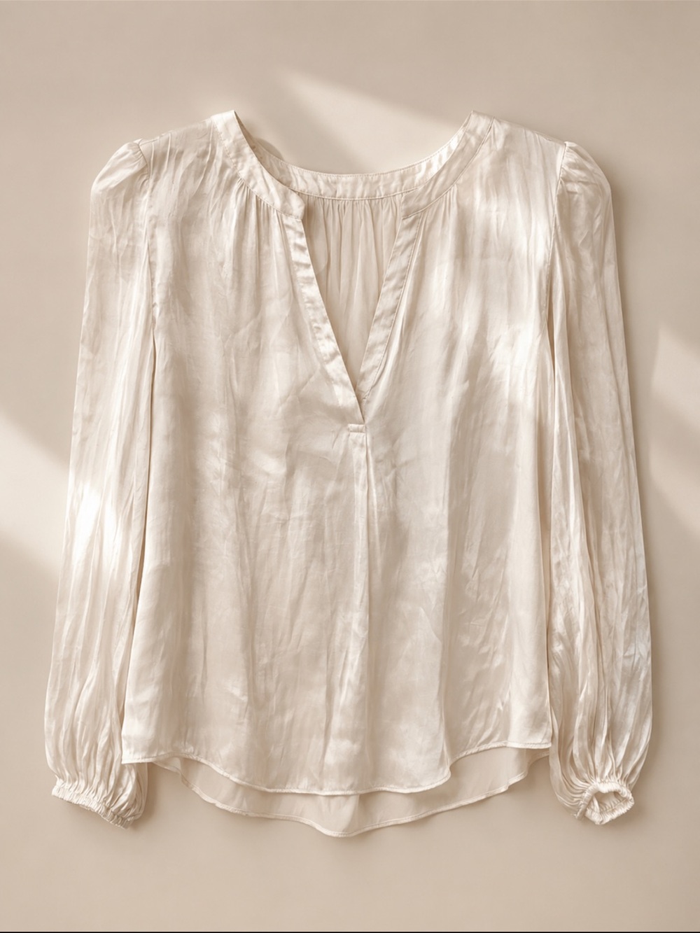 Banana Republic Cream Satin V-Neck Long Sleeve Blouse